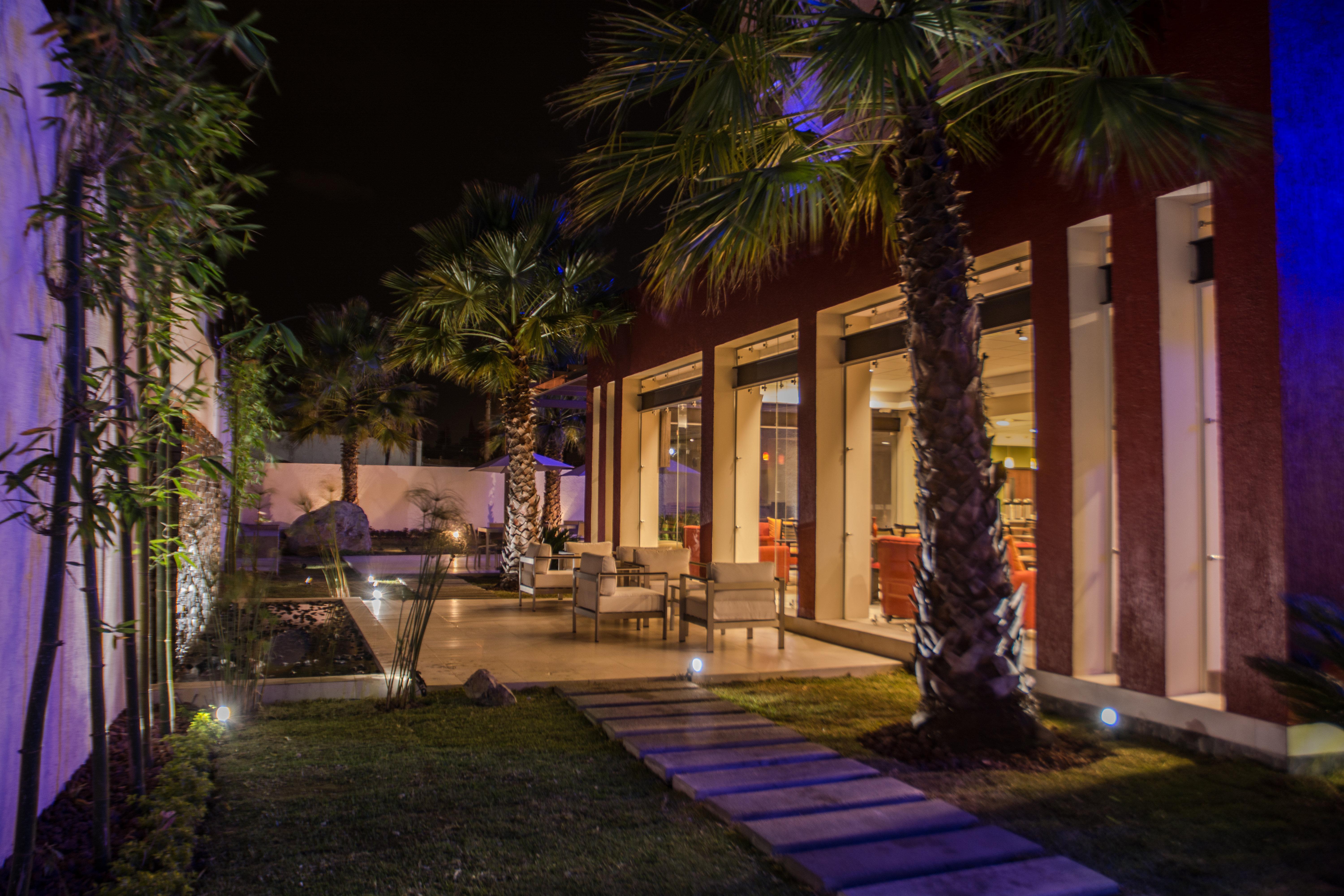 Holiday Inn Express Guadalajara Aeropuerto By Ihg Las Pintas 외부 사진